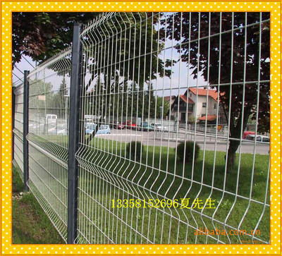 雙層卷邊鋼絲網(wǎng)片 車間隔離與防護的優(yōu)選方案